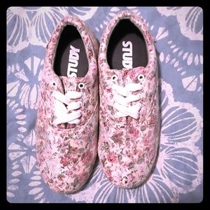 Study floral lace sneakers